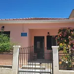 το σπίτι με τις βουκαμβίλιες Agia Efimia