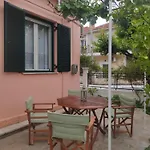 το σπίτι με τις βουκαμβίλιες Feriehus *