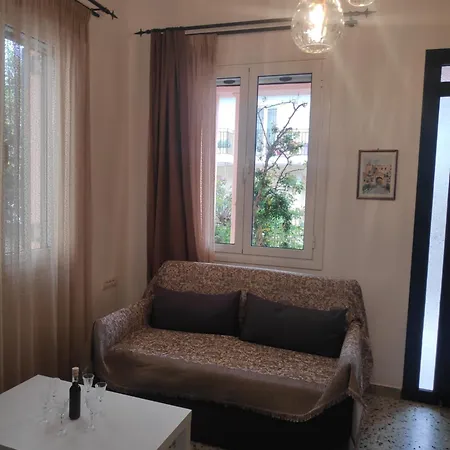 Case de vacanță το σπίτι με τις βουκαμβίλιες *