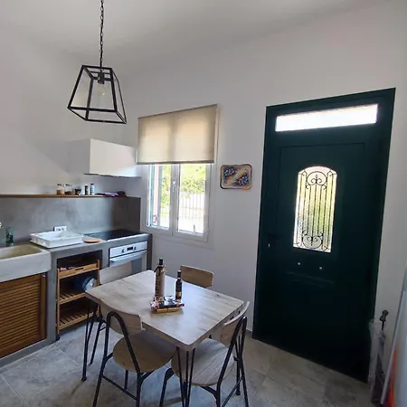 度假居 το σπίτι με τις βουκαμβίλιες